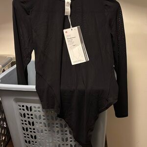 NWT lululemon body suit